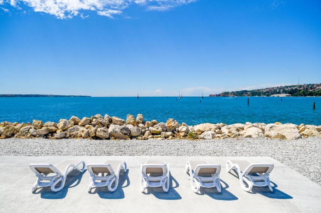 Floating Sea House Aurora Villa Portorož Kültér fotó