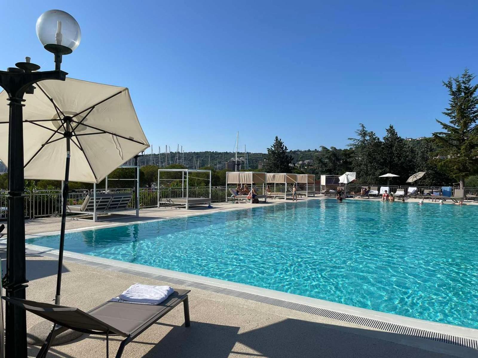 Floating Sea House Aurora Villa Portorož Kültér fotó